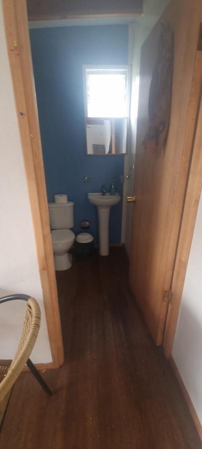 Апартаменты Hostal Henua Roa 2 Ханга-Роа Экстерьер фото