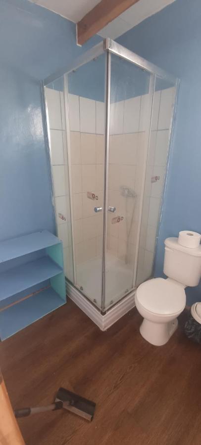 Апартаменты Hostal Henua Roa 2 Ханга-Роа Экстерьер фото